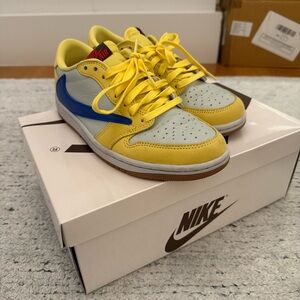 Nike Travis Scott Women's Sneakers - Yellow, Blue, Gray